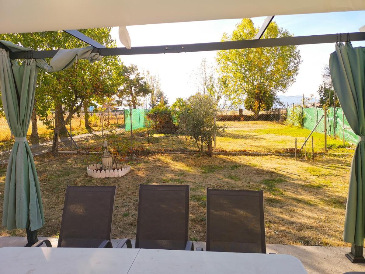 Agradable Casa Con Jardin: Casasola Villa San Cristóbal de Segovia Exterior photo